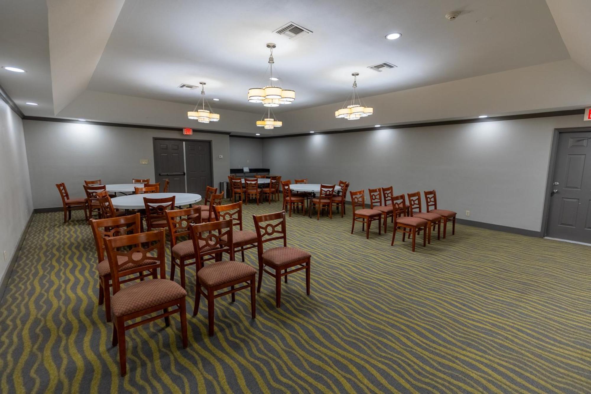 Red Roof Inn & Suites Irving - Dfw Airport South Екстериор снимка